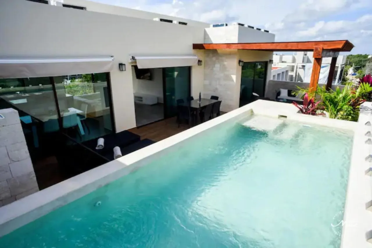 Penthouse Blue Luxury La Veleta Apartment Tulum Mexico