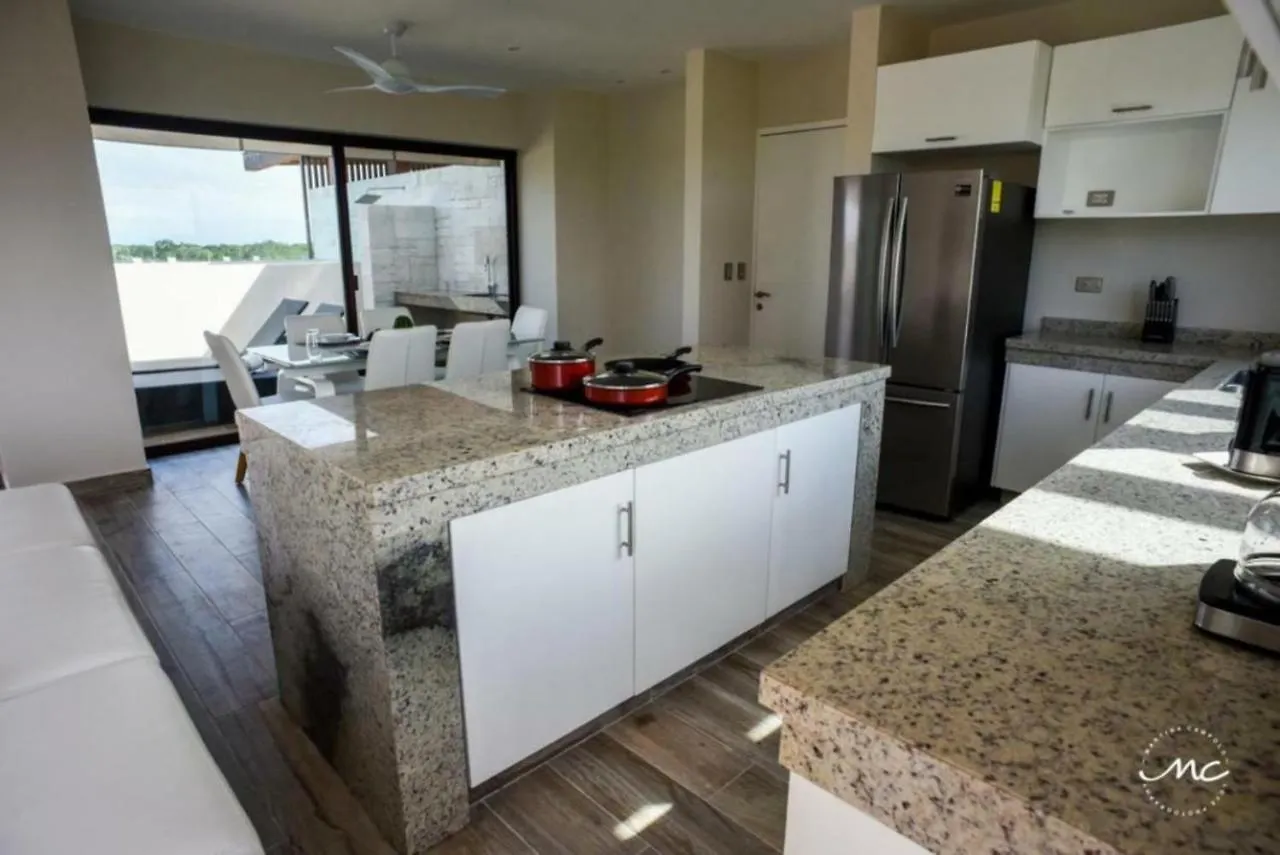 Penthouse Blue Luxury La Veleta Apartment Tulum